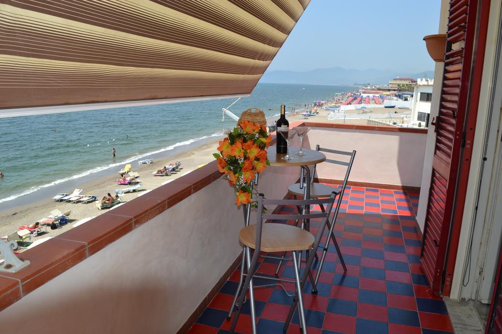 פונטקניאנו Casa Vacanze Dei Navigatori On The Sea מראה חיצוני תמונה